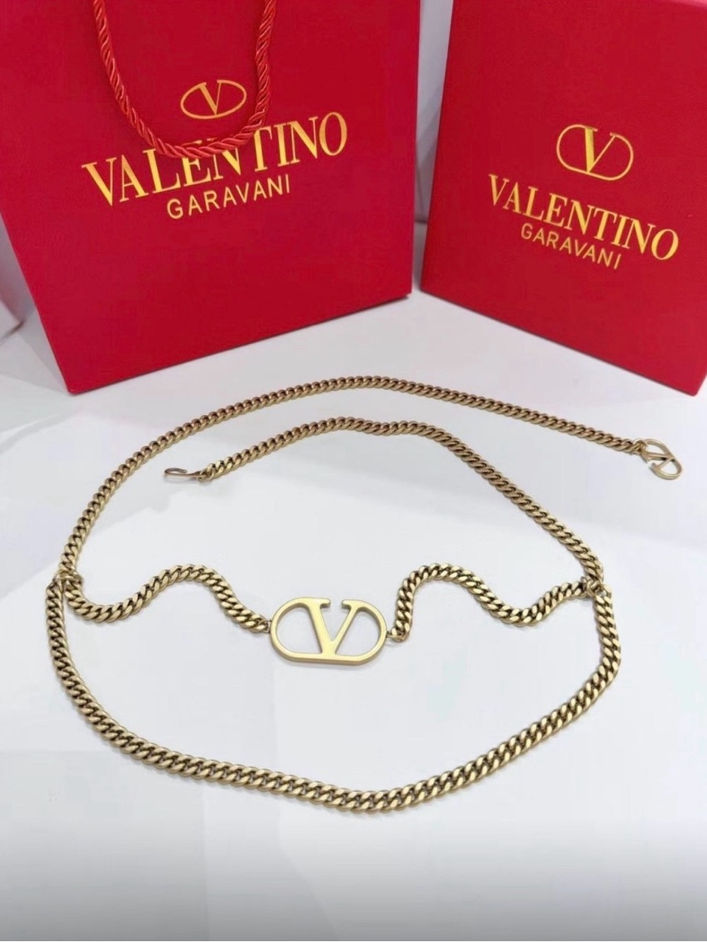 Valentino Garavani Gold-tone V-Logo Chain Belt